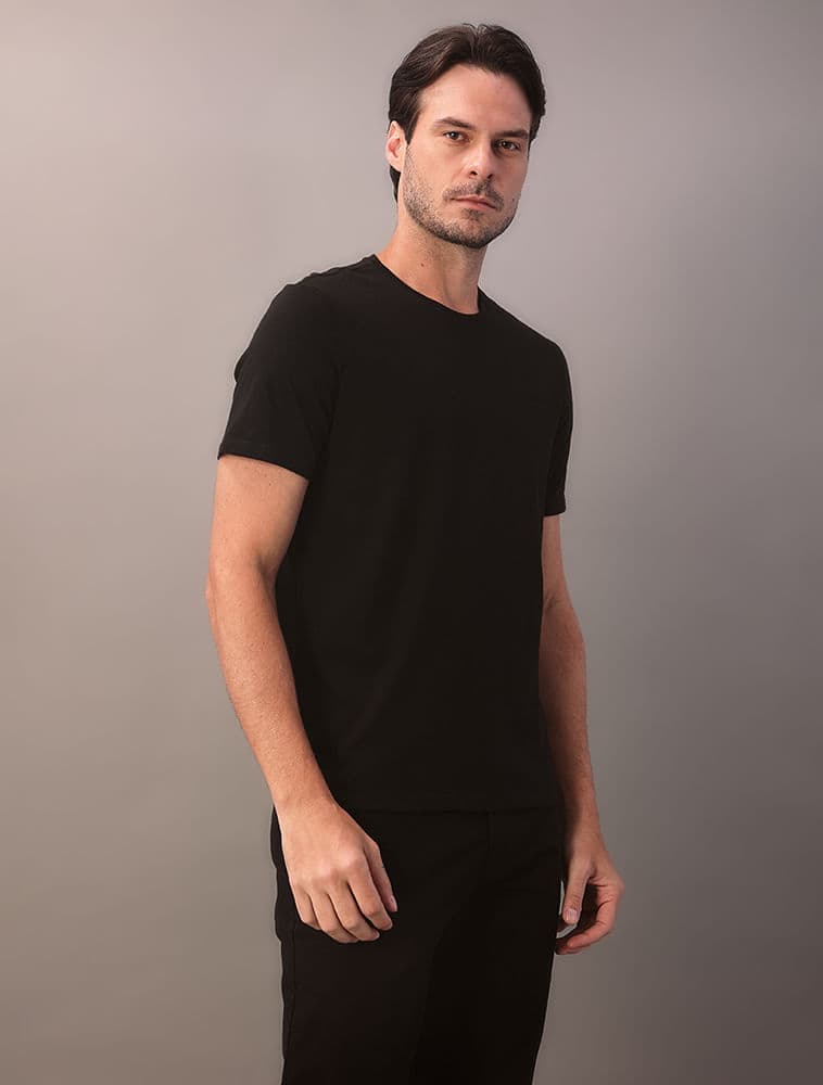 Camiseta Gola Careca Solid Liquid - Preto